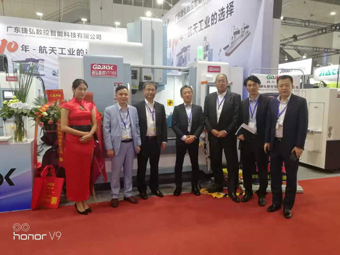 买球开户网·官方登录入口数控诚邀您光临DMP大湾区工业博览会现场盛况！