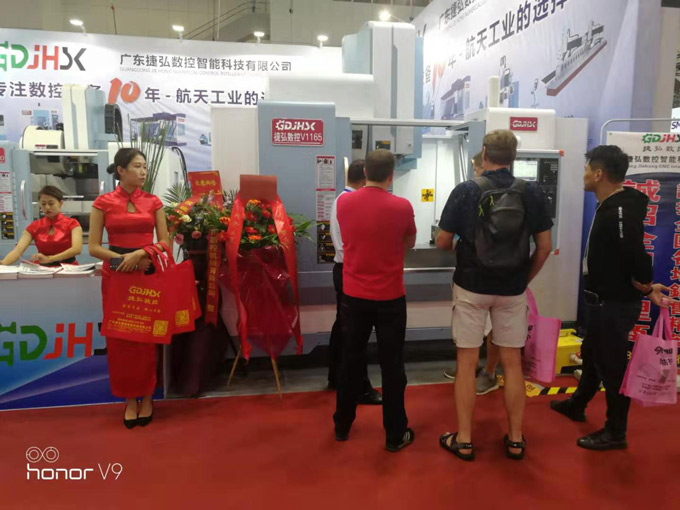 买球开户网·官方登录入口数控诚邀您光临DMP大湾区工业博览会现场盛况！