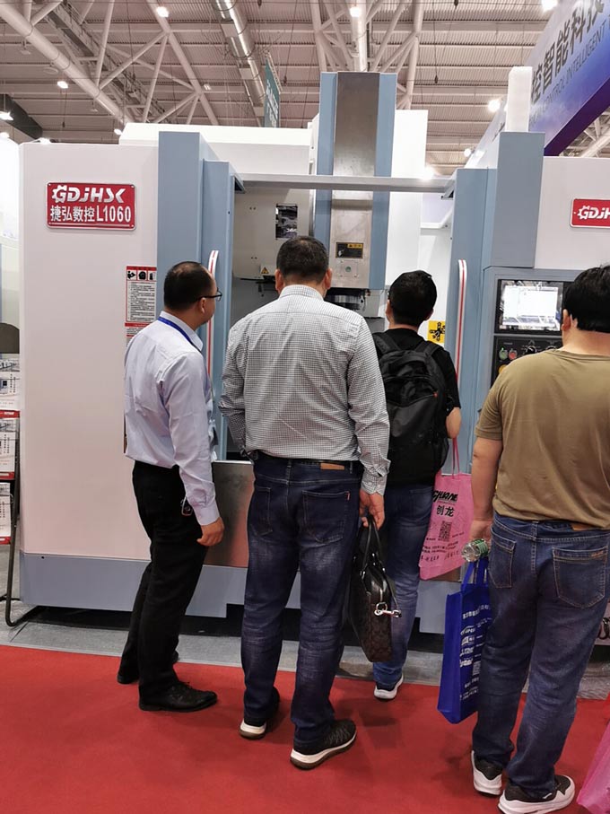 买球开户网·官方登录入口数控诚邀您光临DMP大湾区工业博览会现场盛况！